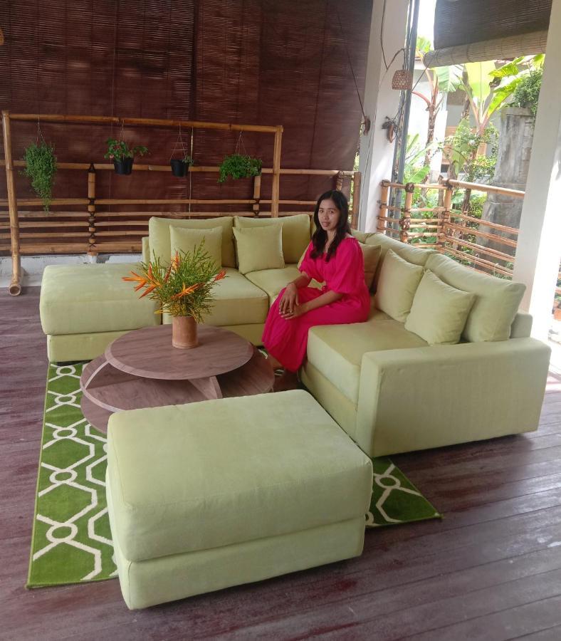 Putu Yoga Bungalow Ubud Buitenkant foto