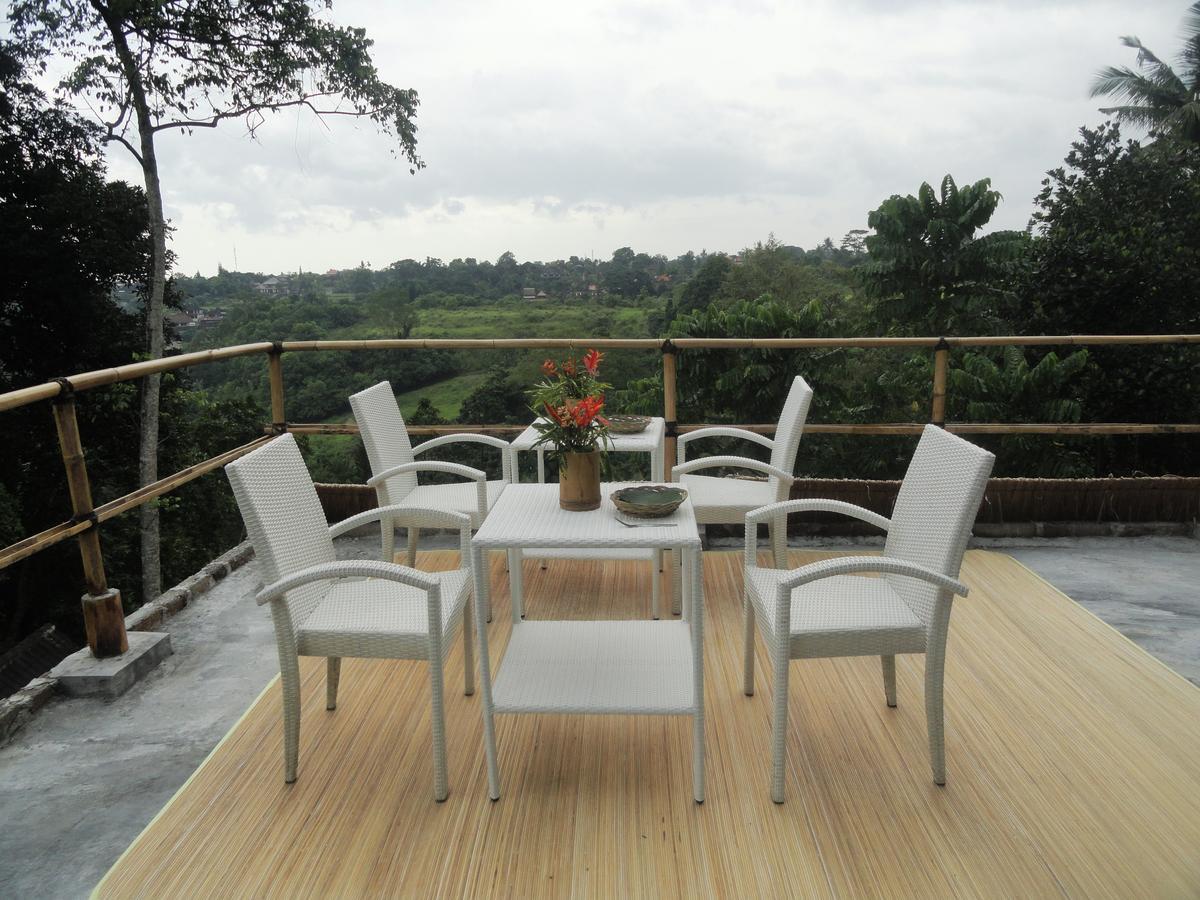 Putu Yoga Bungalow Ubud Buitenkant foto