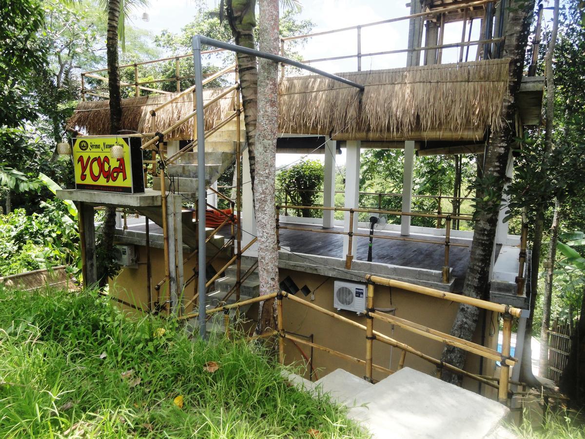 Putu Yoga Bungalow Ubud Buitenkant foto