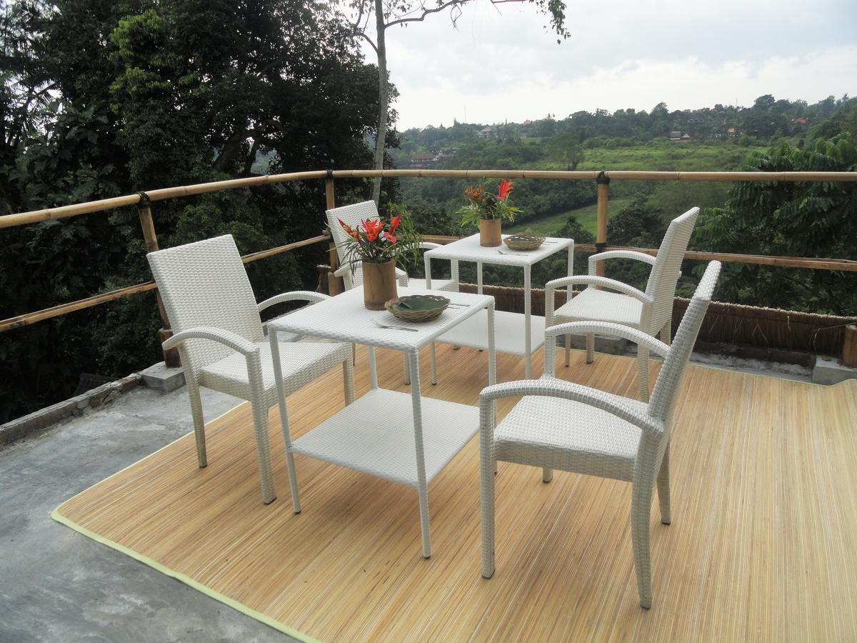 Putu Yoga Bungalow Ubud Buitenkant foto