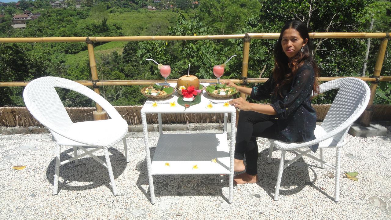 Putu Yoga Bungalow Ubud Buitenkant foto